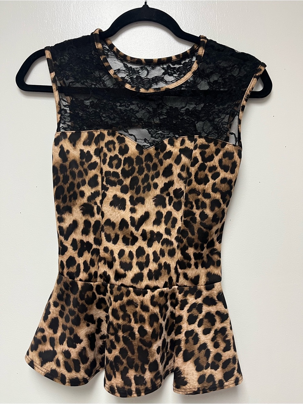 a'gaci Leopard Print Lace Yoke Peplum Top - Black and Brown